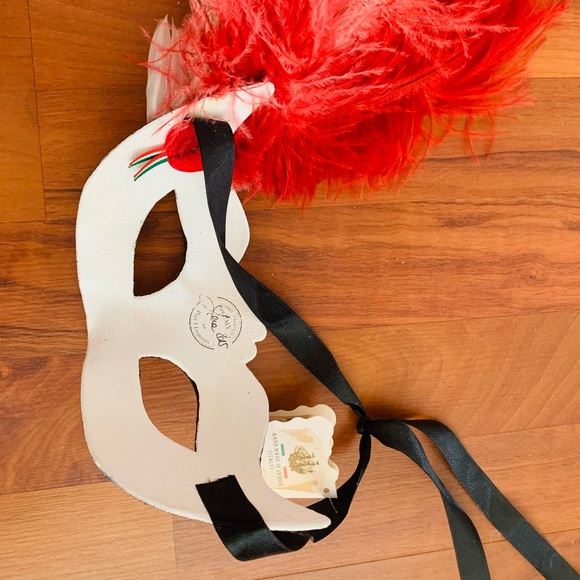 Masquerade Masks - Picture 6 of 8